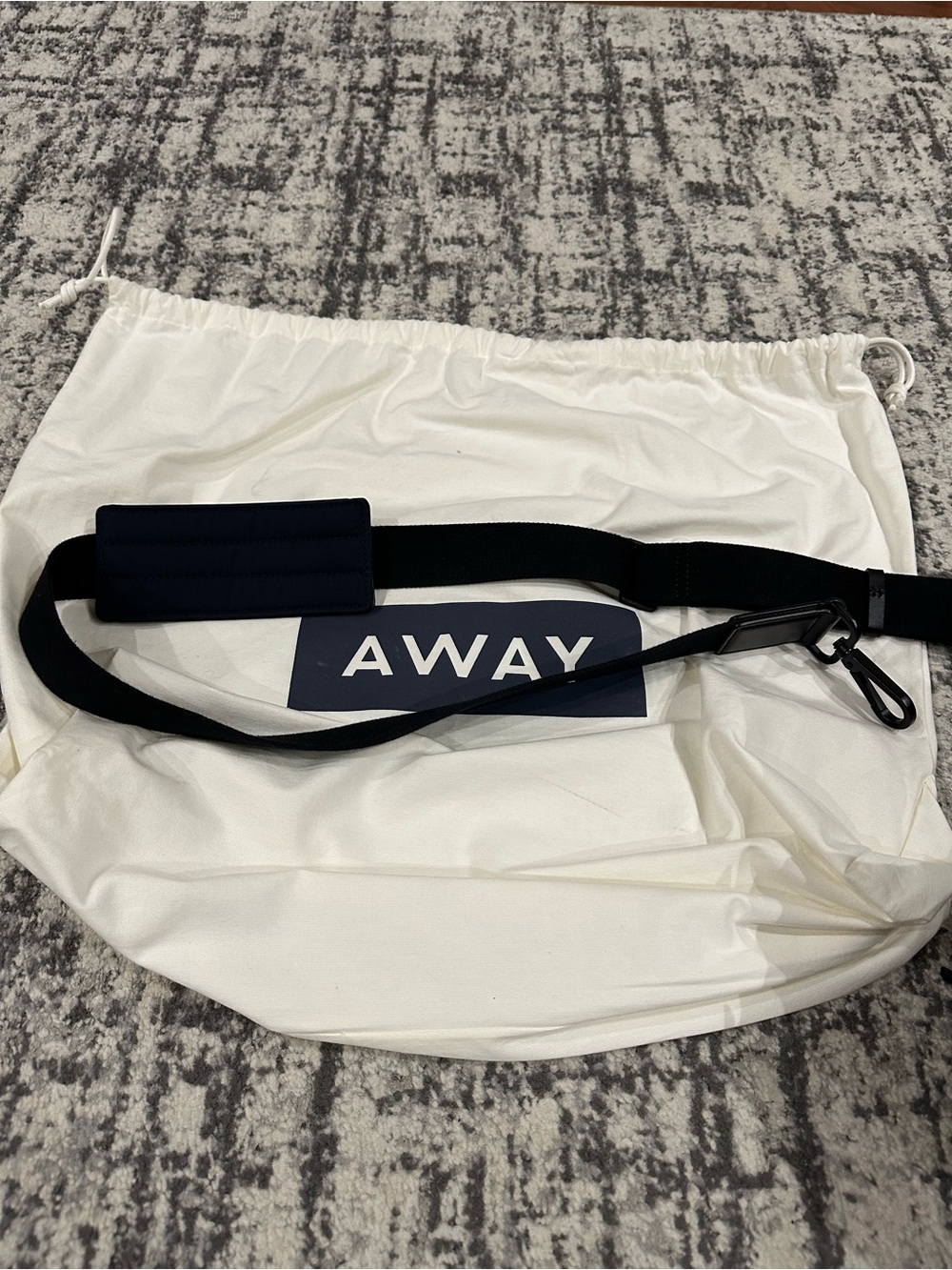 Away Everywhere Bag - Picture 2 of 5